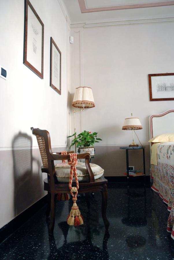 Bed And Breakfast Flowers Genoa Ngoại thất bức ảnh